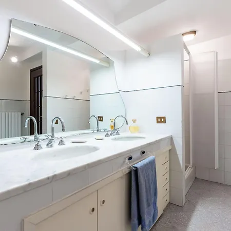 Holiday home In Te L'aia By Interhome